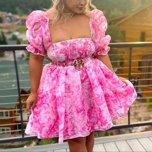 Selkie Babydoll toile lace puff dress